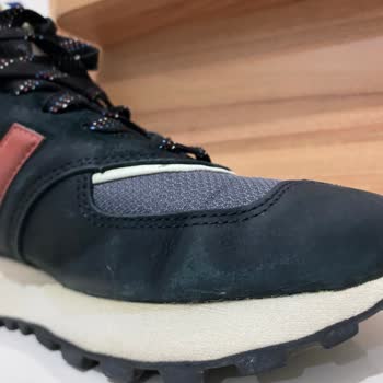 Kısa Sürede Yıpranan Ayakkabıya İade Talebim Reddedildi, Mağduriyet Yaşıyorum