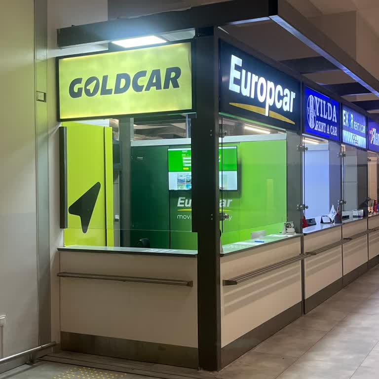 Europcar Gaziantep Havalimanı'nda Kiralanan Aracın Teslim Edilmemesi Ve Mağduriyet Yaşanması