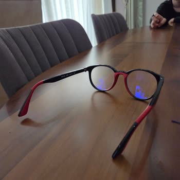 Rayban Çocuk Gözlüğü Sürekli Arızalı Garanti Ve İade Taleplerim Reddedildi