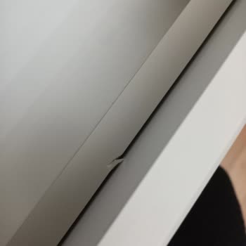 Teslimat Sonrası Hasarlı Yatak Odası Takımı Ve Çözüm Sunmayan Mağaza