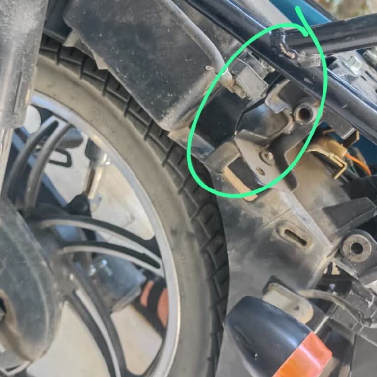 Mondial SFC 50 Motosiklette Kronik Arka Çamurluk Kırılması Ve Garanti Sorunu