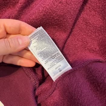 GAP'ten Aldığım Sweatshirt'te Üretim Hatası Ve Mağaza İlgisizliği Nedeniyle Mağdur Oldum