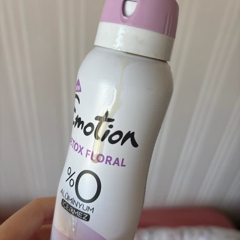Yeni Aldığım Deodorant Sızıntı Yaptı, Kullanılamaz Hale Geldi!