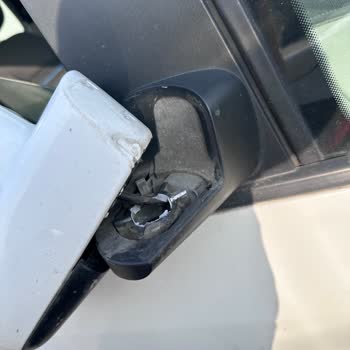 Trafikte Banka Aracıyla Yaşanan Kaza Sonrası İlgisizlik