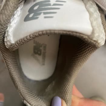 Kısa Sürede Deforme Olan Ayakkabıya Ve İletişimsizliğe Çözüm Bekliyorum