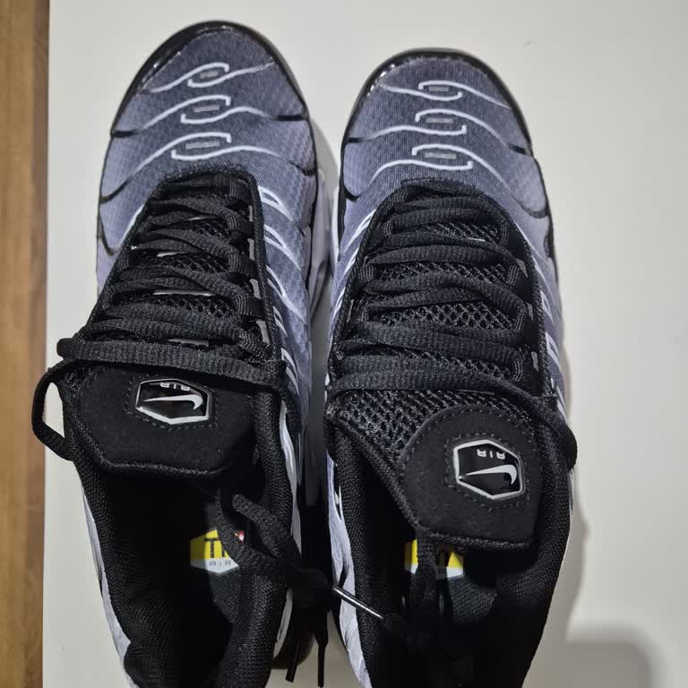 Farklı Numara Ayakkabı Gönderildi Satıcıdan Ve Shopierden Dönüş Alamadım