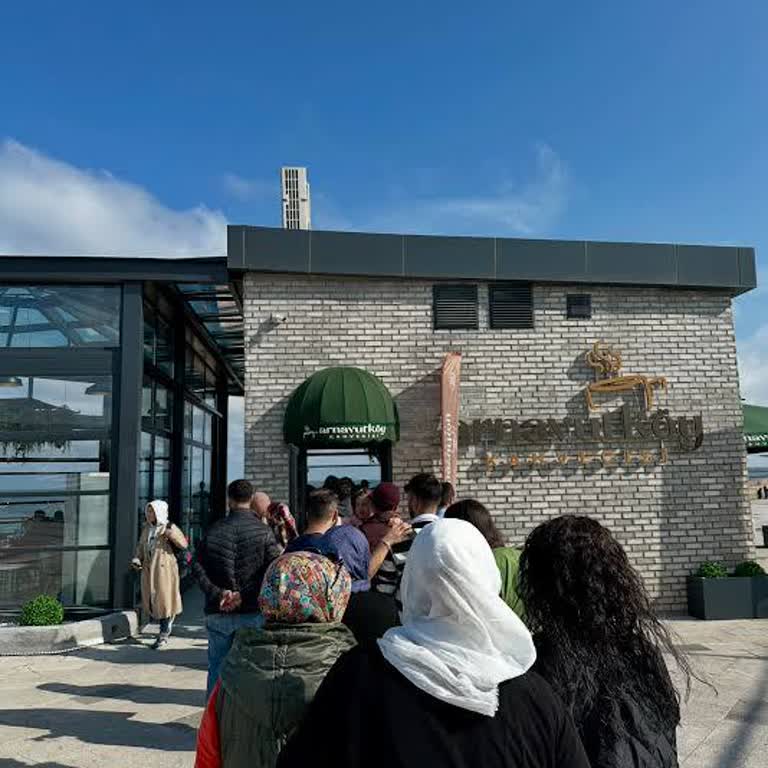 Kendi Bardağıma Çay Konulmadı, İletişim Tarzı Çok Kötüydü