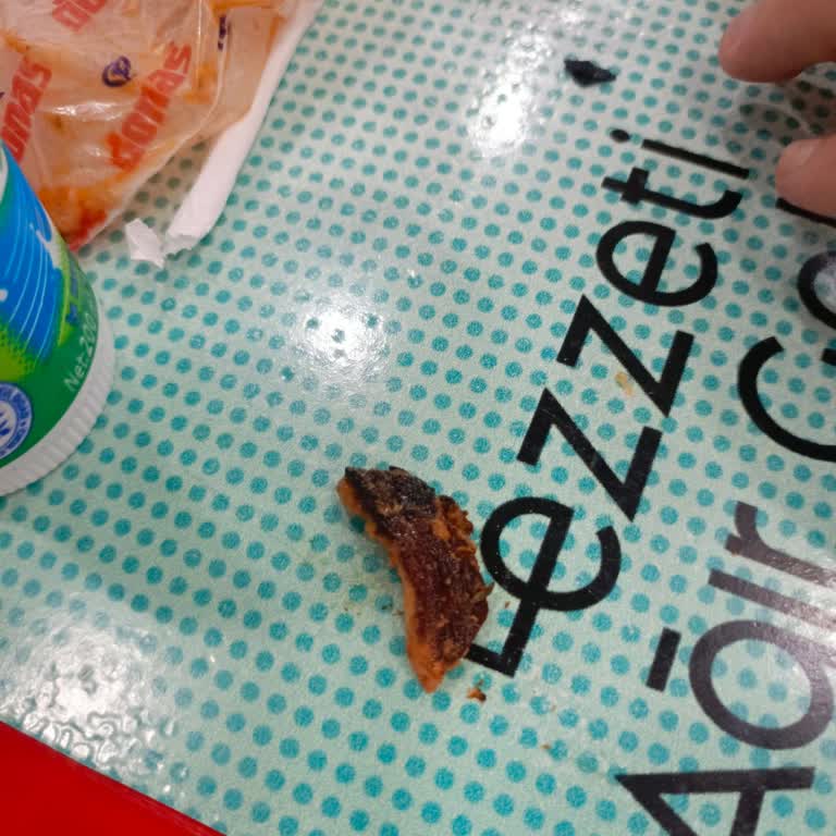 Yanık Döner, Sert Parça Ve Hayal Kırıklığı: 900 TL'miz Boşa Gitti