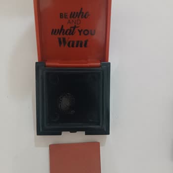 Aldığım Pastel Allıklardan Biri Kırık Çıktı Diğeri İse Neredeyse Hiç Renk Vermiyor