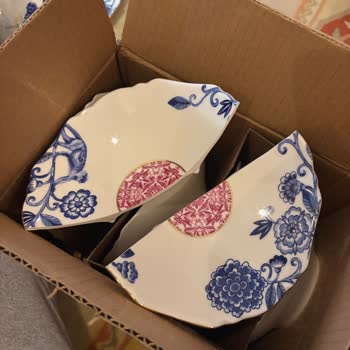 Kırık Gelen Tabak Takımı İçin Değişim Talebime Yanıt Alamıyorum