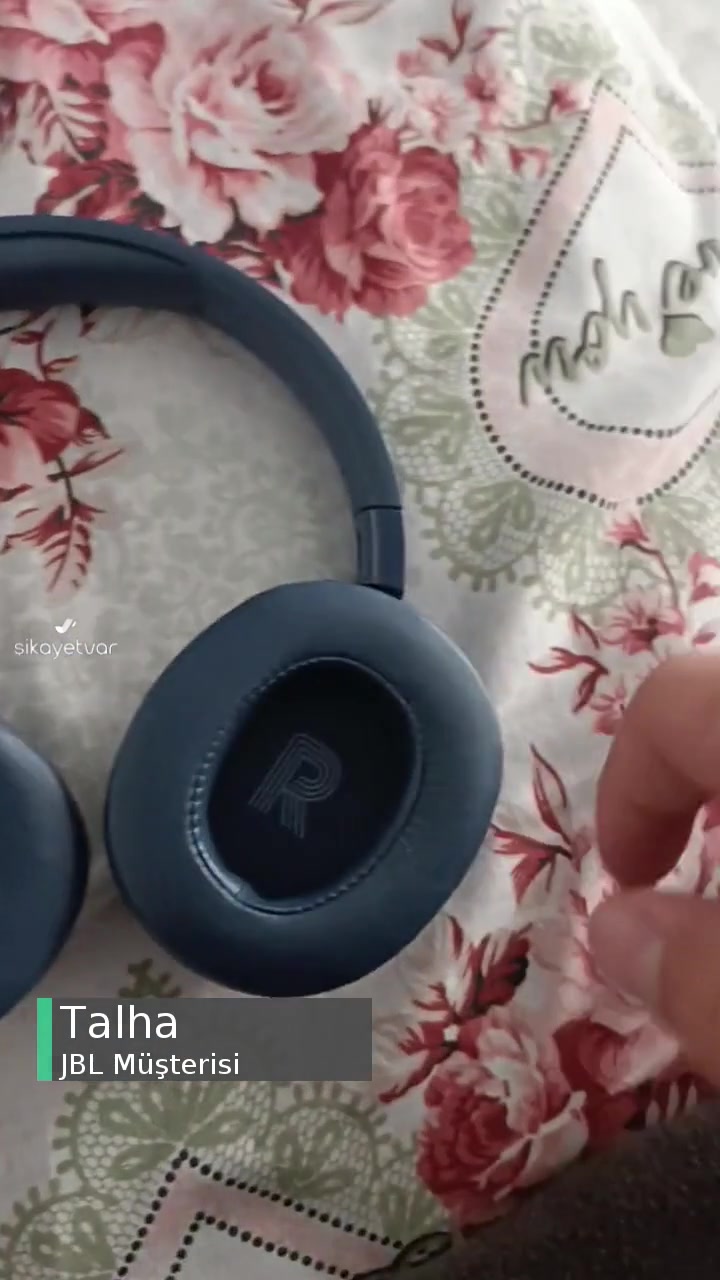 JBL Kulaklıktan Aşırı Derecede Yüksek Ses Çıkıyor videonun kapak resmi