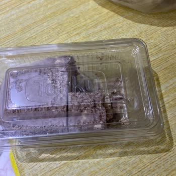 Torku Tahin Helvasında Plastik Parça Çıkması