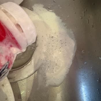 Son Kullanma Tarihi Geçmemiş Kefir Ürünlerinde Köpürme Ve Kötü Koku Sorunu