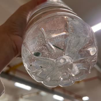 Carrefour Marka Suda Plastik Parça Skandalı Ve Sağlık Endişesi