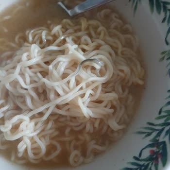 BİM Makarolli'den Çıkan Garip Cisim Hijyen Açısından Endişelendirdi!