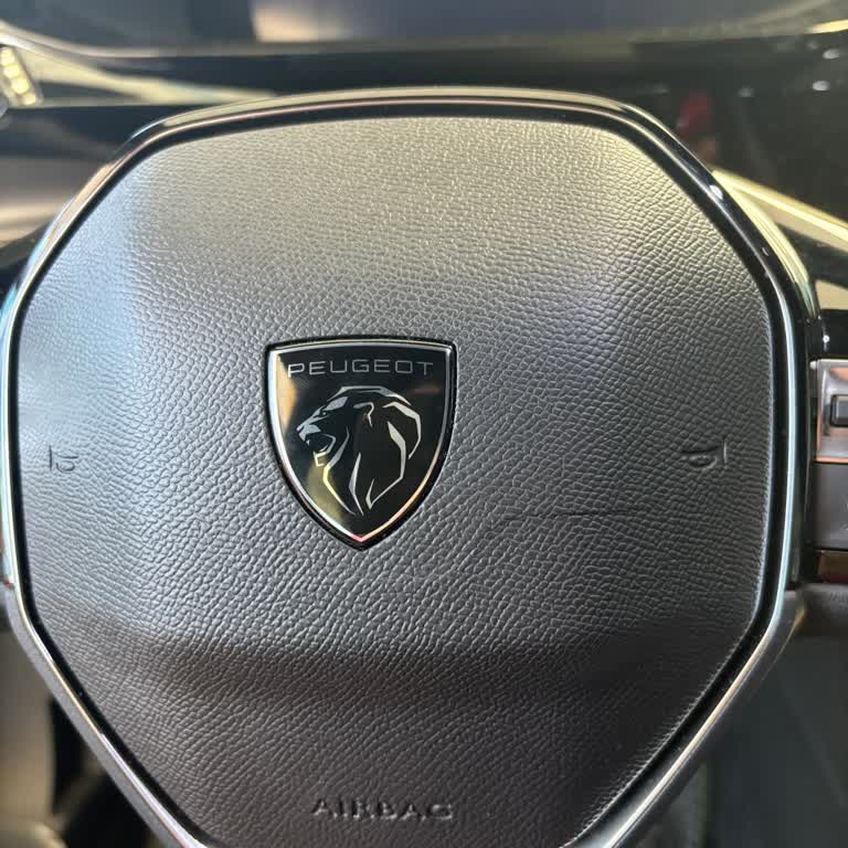 Sıfır Peugeot 408'de Airbag Kapağı Sorunu Ve Garanti Kapsamı Mağduriyeti