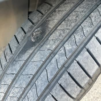 Budget (budget.com.tr) Hasarlı Araç ve İlgisiz Hizmetle Hayatımız Tehlikeye Girdi