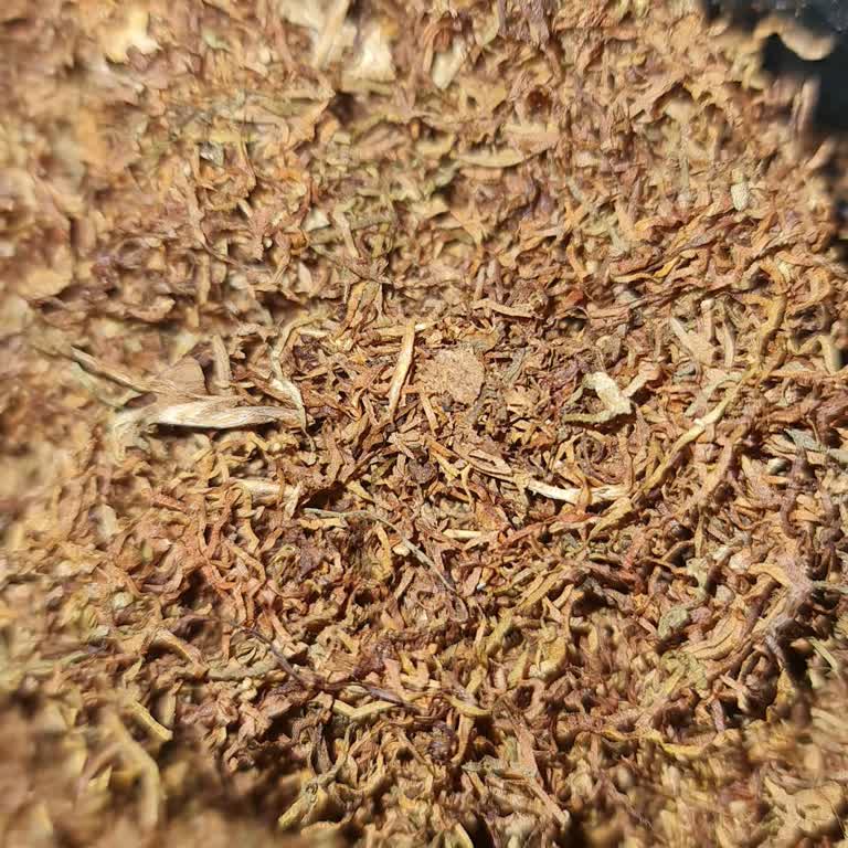 Tütün Ürününde Karton Parçası Ve Yetersiz Çözüm