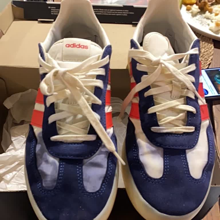 Adidas Ayakkabıda Boya Akması Ve İade Talebinin Reddedilmesi