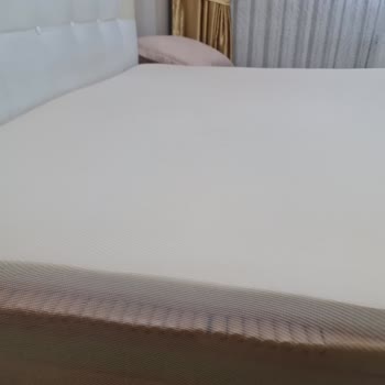 Yatsan Yatakta Çökme Sorunu Ve Müşteri Hizmetlerine Ulaşamama Mağduriyeti