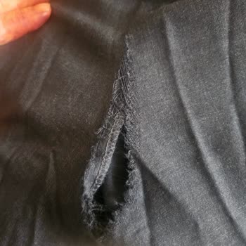 Kısa Sürede Yırtılan Pantolon İçin Değişim Talebi Ve Mağduriyet