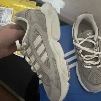 Adidas Ayakkabının Yan Kısımları Kısa Sürede Eğildi Ve Rahatsızlık Veriyor