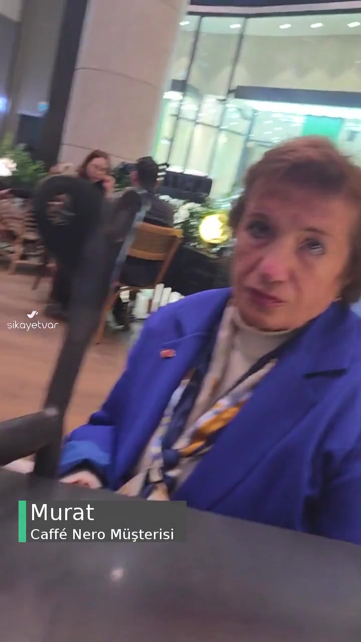 Caffé Nero Koltuktaki Vida Problemi videonun kapak resmi