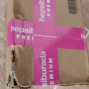 Islak Ve Açık Kutuda Teslim Edilen Telefon, Düşük Kargo Kalitesi Ve Yorumların Yayınlanmaması