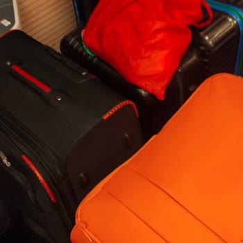 Bernina Express Turunda Kötü Rehberlik Ve Valizlerle Yaşanan Zorluklar