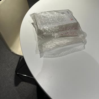 DHL Kargo Teslimatında Kaybolan Ve Hasar Gören İmzalı Kitaplar Mağduriyetim