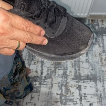 Skechers Online Mağazadan Alınan Ayakkabıda Erken Deformasyon ve Çözüm Eksikliği