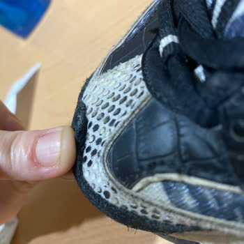 Skechers Ayakkabıda Kısa Sürede Dikiş Atması Ve Garanti Sürecinde Çözüm Sunulmaması