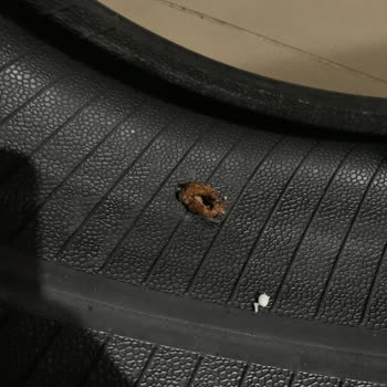 Pazarama Sent Used And Patched Car Tires Instead Of New Ones