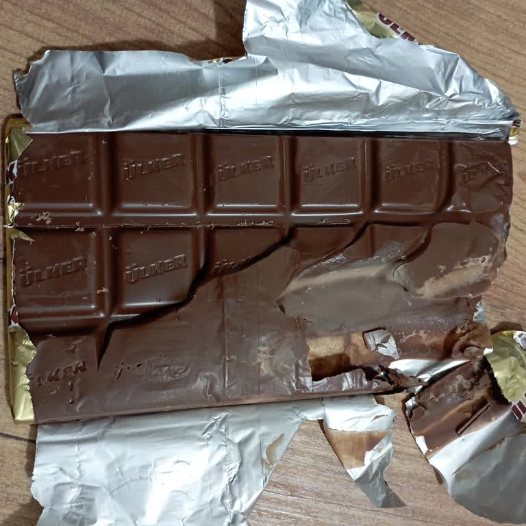 Son Kullanma Tarihi Geçmemiş Ülker Çikolatada Bozulma Ve Kötü Koku Sorunu Yaşadım
