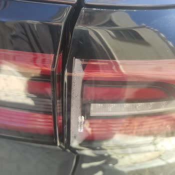 Volkswagen Taigo Arka Stop Lambasında Tekrarlayan Buğulanma Ve İlgisiz Servis