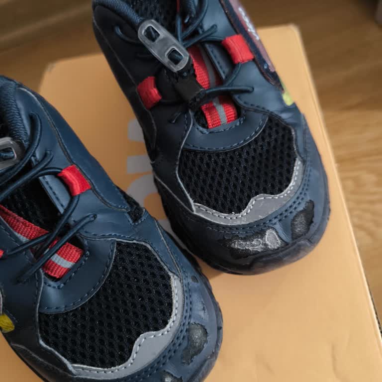 Vicco Çocuk Ayakkabısı 2 Haftada Deforme Oldu, İade Talebim Reddedildi