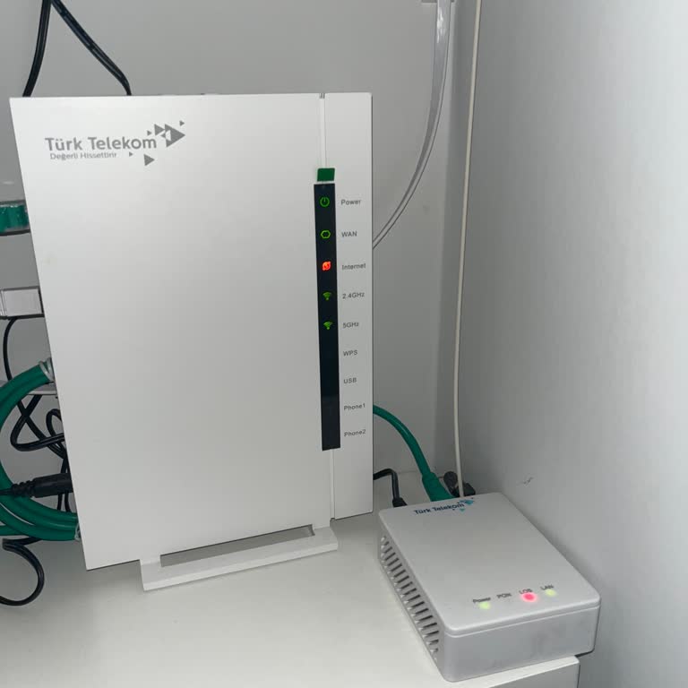 Günlerdir Kesik İnternet Yüzünden Eğitim Ve Keyif Aksadı Ekip Hala Gelmedi