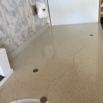 Garanti Kapsamındaki Mermerde Çatlak Ve Çözüm Sunulmaması