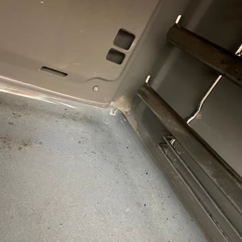 Bosch Fırında Erken Dökülme Ve Yetersiz Servis Deneyimi