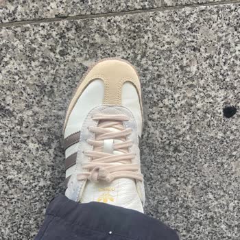 Aldığım Adidas Ayakkabıda Hızlı Deformasyon Ve Yetersiz Garanti Bilgilendirmesi