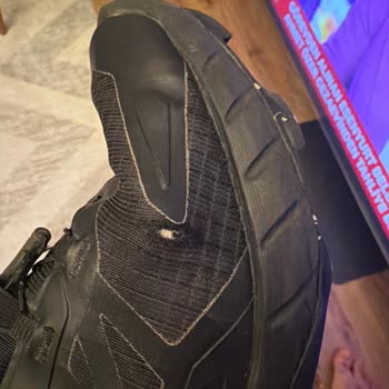 Satın Aldığım Ayakkabı Kısa Sürede Su Aldı Ve Yırtıldı Garanti Reddedildi