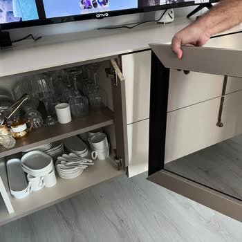 Doğtaş Gardırop Ve Konsol Camı Sorunları 11 Aydır Çözülmüyor