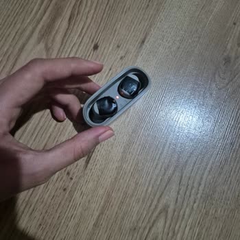 JBL Wave 100tws Kulaklıkta Düğme Parçası Parçalandı, Destek Bekliyorum