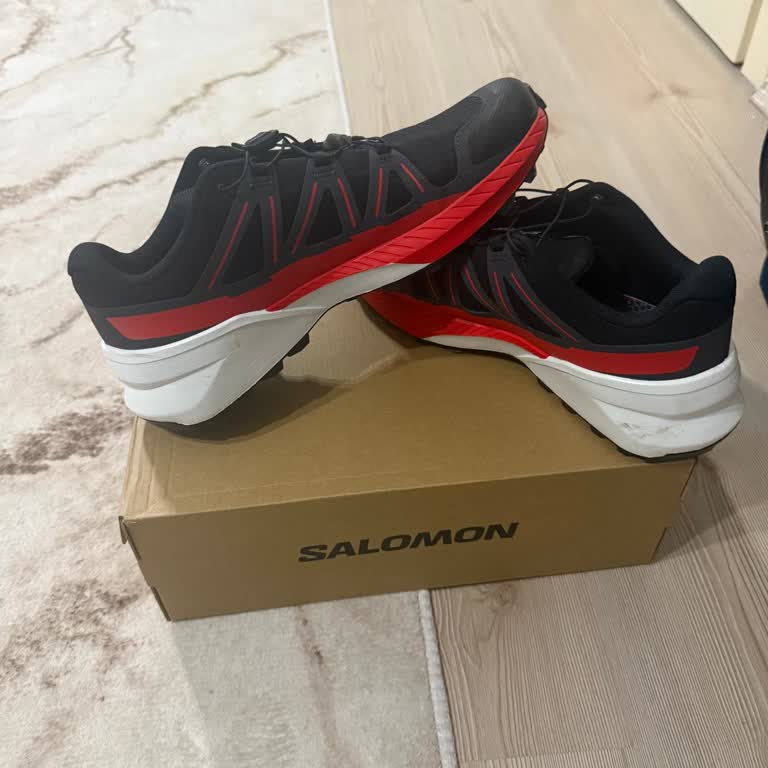 Aldığım Koşu Ayakkabısı Ayağımı Rahatsız Ediyor, İade Alınmadı