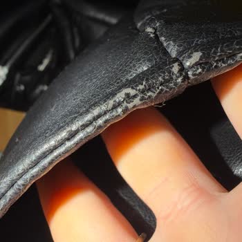 Zara'dan Aldığım Deri Ceket Kısa Sürede Deforme Oldu, İade Talep Ediyorum