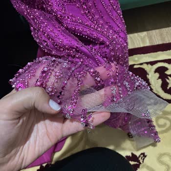 Kiraladığım Abiye Ve Şal Hijyenik Olmaktan Uzak, İade Süreci Sorunlu