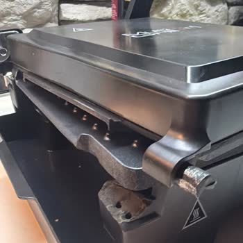 Kırık Gelen Tost Makinesi İçin Sorumluluk Alınmıyor, Ücret İadesi Talebim Var