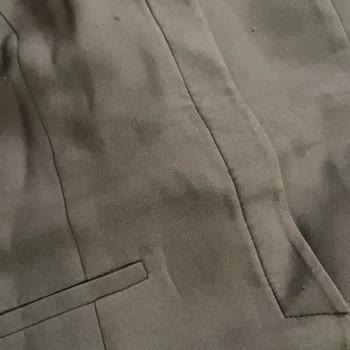 Kullanılmış Ve Kusurlu Elbise Gönderildi, Değişim Talebim Var