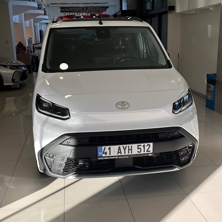 Sıfır Araçta Ekran Arızası Ve İlgisizlik Mağduriyeti