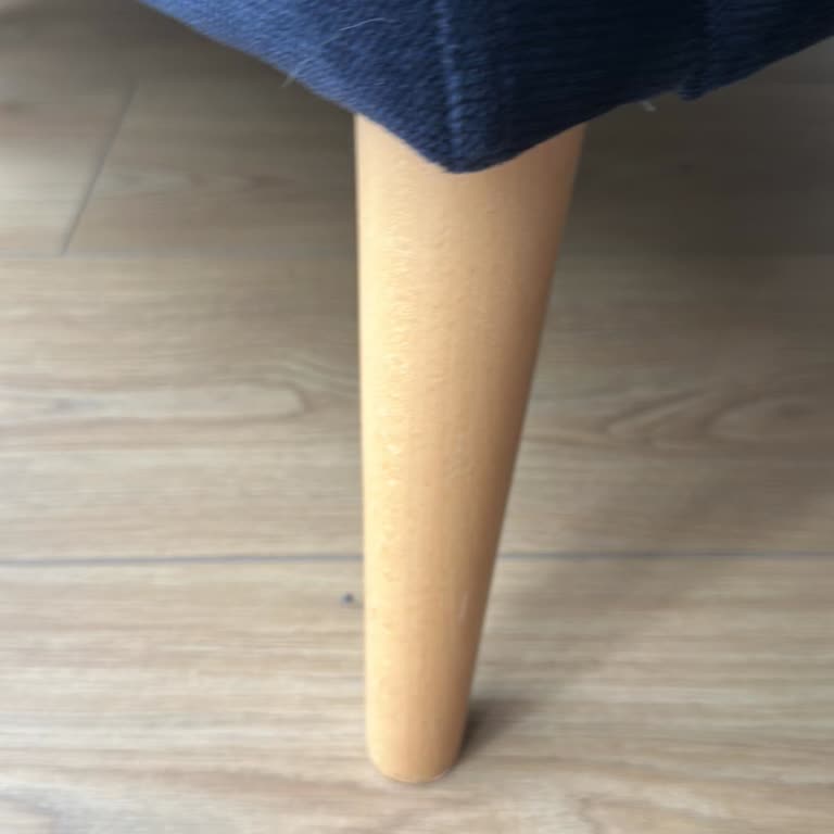 Sipariş Ettiğim Koltuk Farklı Ayak Rengiyle Teslim Edildi, Değişim Talebim Reddedildi